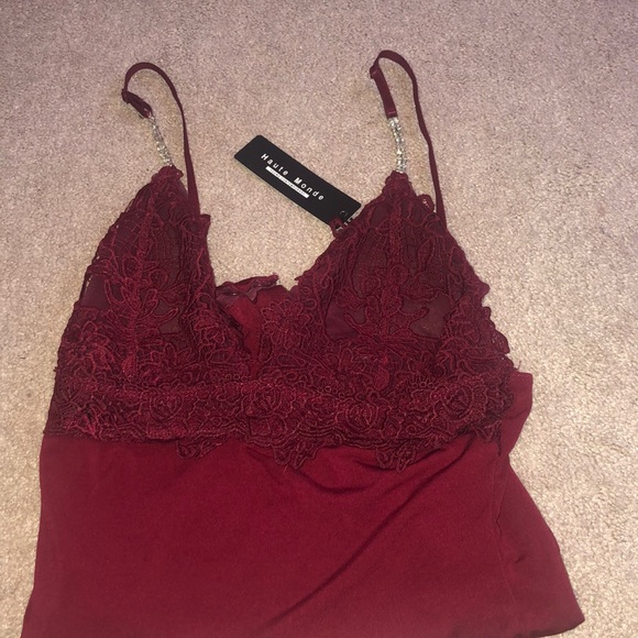 Lace red diamond strap bodysuit - Picture 3 of 3